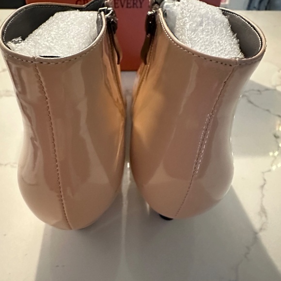 PATENT KITTEN HEEL SIDE ZIP BOOT - Picture 4 of 5